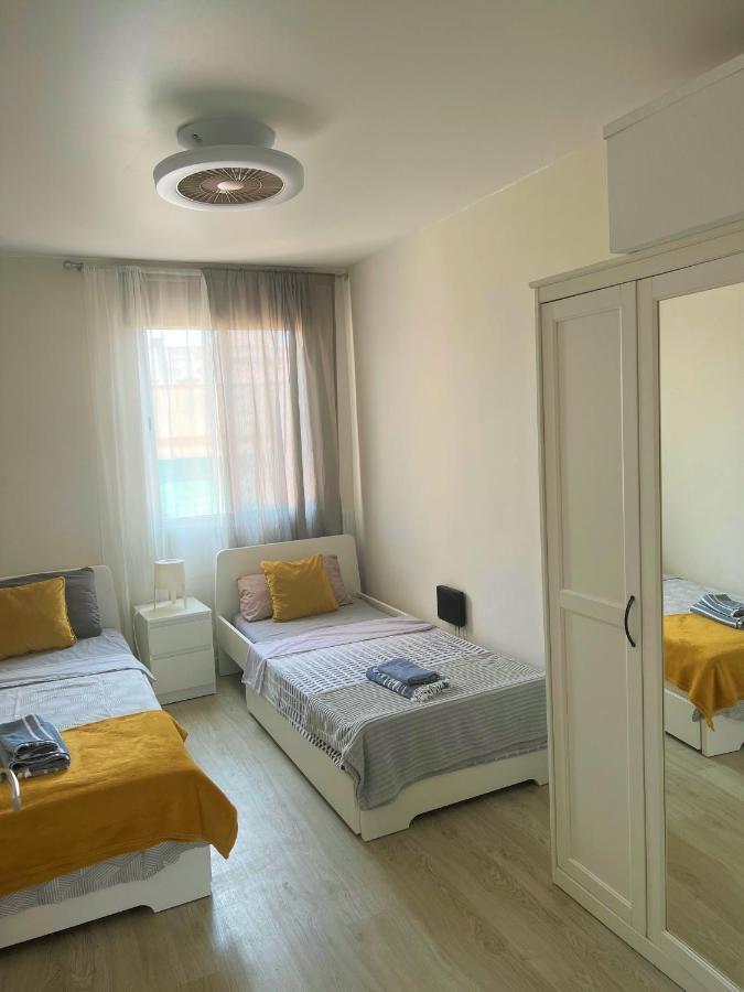 Cozy Modren Apartment On Malvarrosa Beach Valencia Luaran gambar
