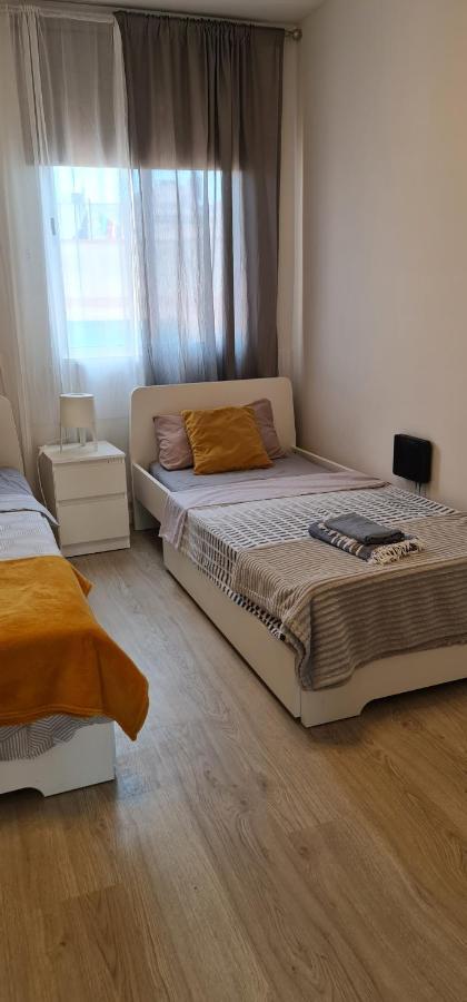 Cozy Modren Apartment On Malvarrosa Beach Valencia Luaran gambar