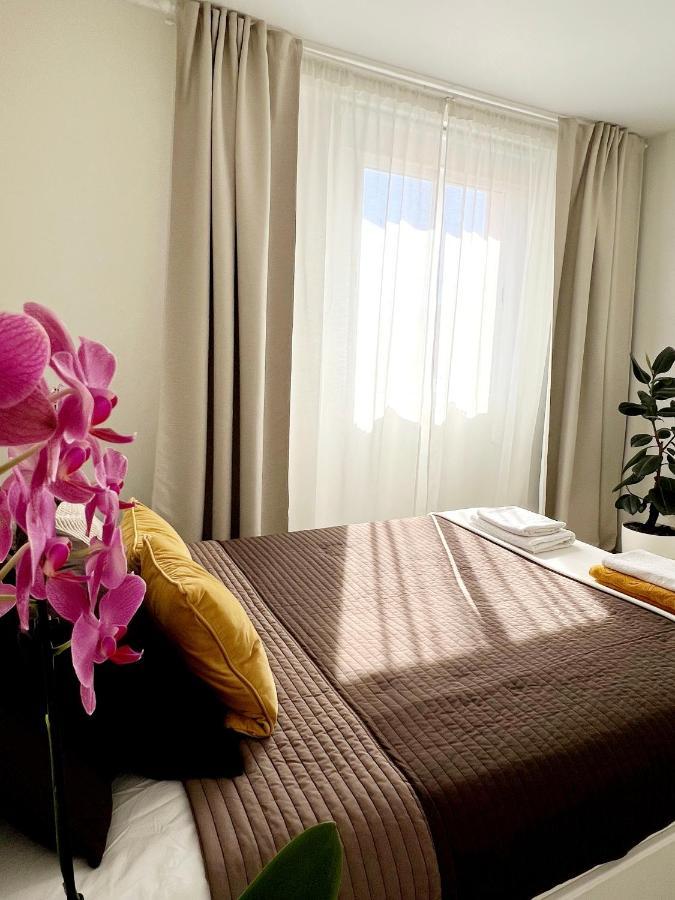 Cozy Modren Apartment On Malvarrosa Beach Valencia Luaran gambar