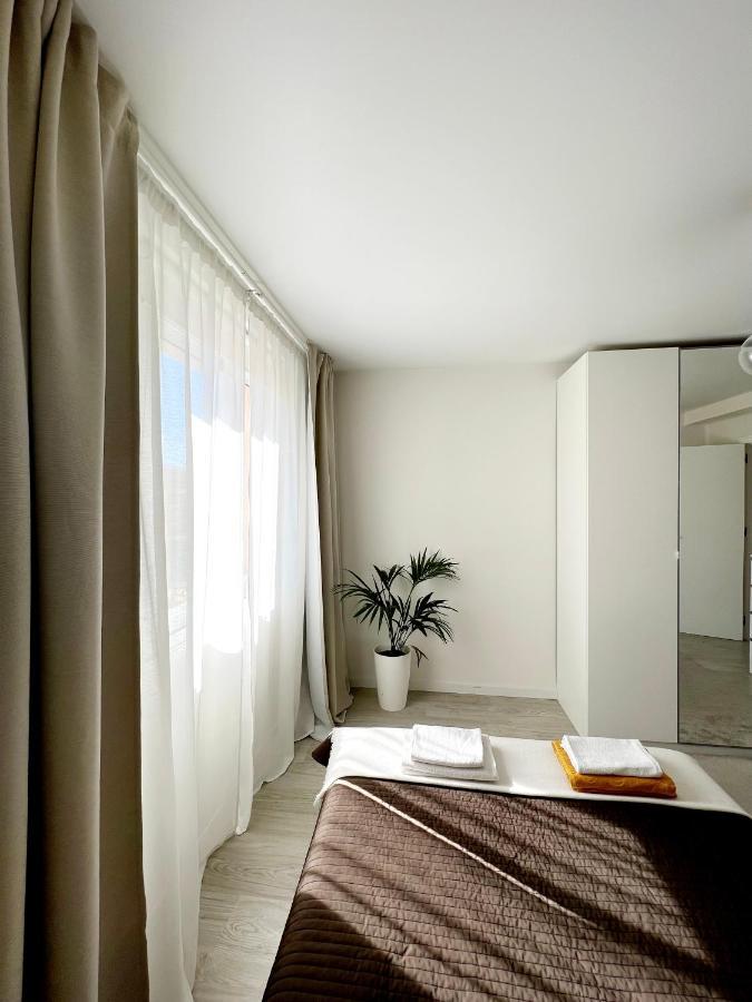Cozy Modren Apartment On Malvarrosa Beach Valencia Luaran gambar
